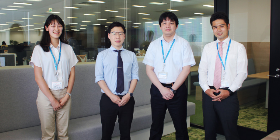 JCM事業コアメンバー(写真左より)安福⼣貴⼦、⾓元賢治、テトアウン‧シャイン、⽥中義裕